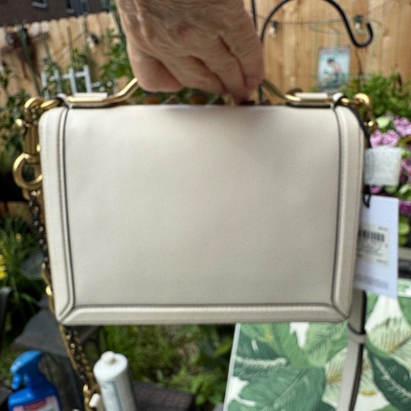 Riley Top Handle 22 With Floral Applique - NWT - Picture 4 of 16